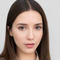 Chloe R.